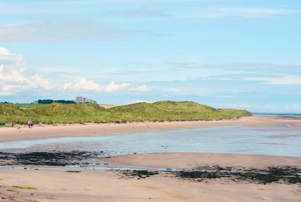 Coastal Haven Apartment Seahouses Bagian luar foto